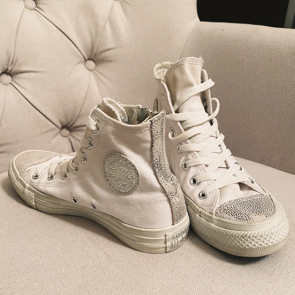 Rare Converse CT Side Zip Hitop White and Silver, size 4Y